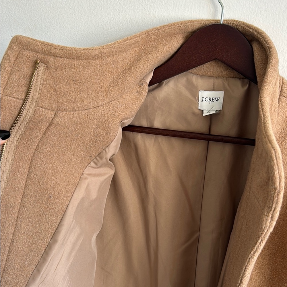J. Crew City Coat in Heather Acorn, Size 2 - Picture 5 of 8